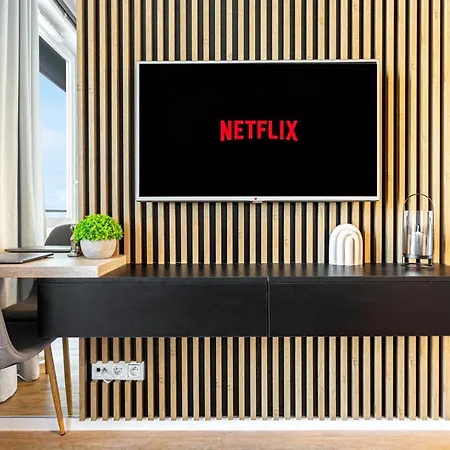 Apartment Gym & Sauna & Netflix Wiktoryn By Complete House Warschau