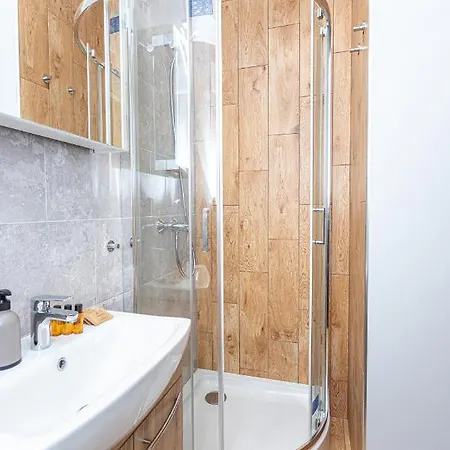 Gym & Sauna & Netflix Wiktoryn By Complete House Apartment *